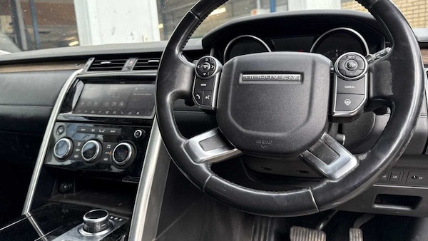 Used Land Rover Discovery 2018 for sale - 76242368: Photo 5
