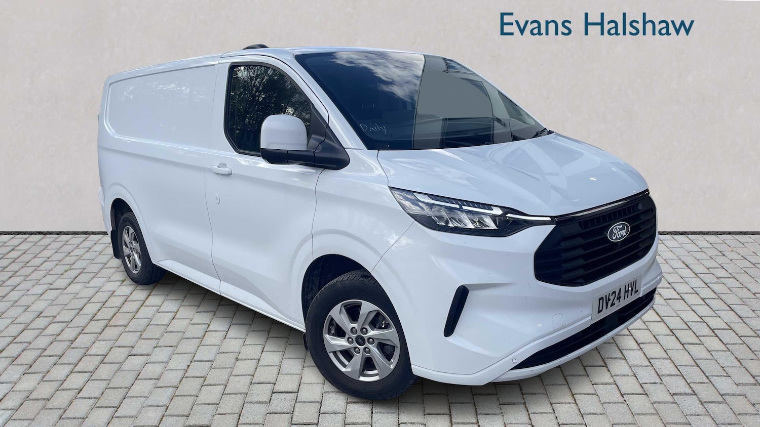 Used Ford Transit Custom 2024 for sale - 76351607: Photo 1