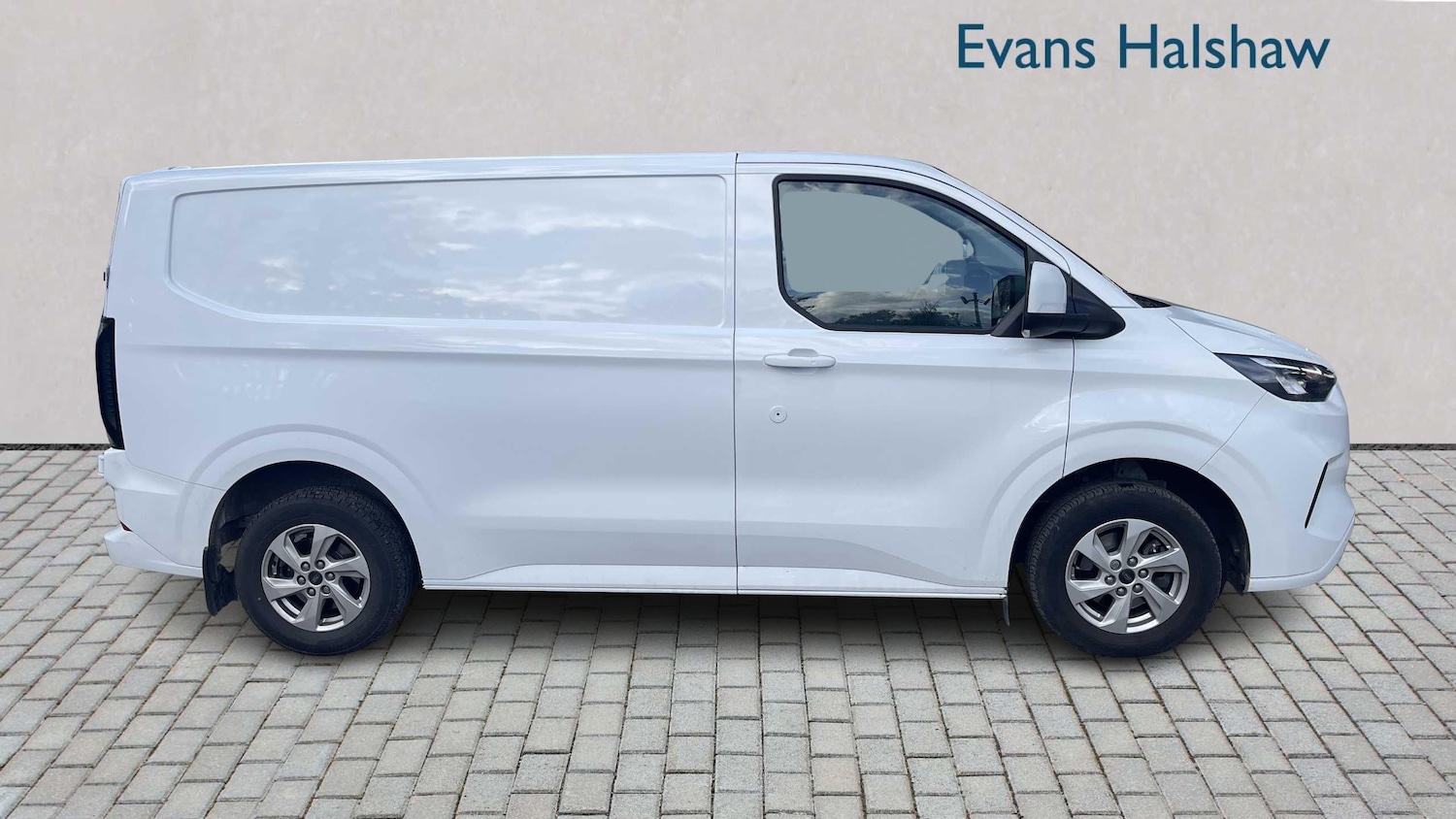 Used Ford Transit Custom 2024 for sale - 76351607: Photo 4