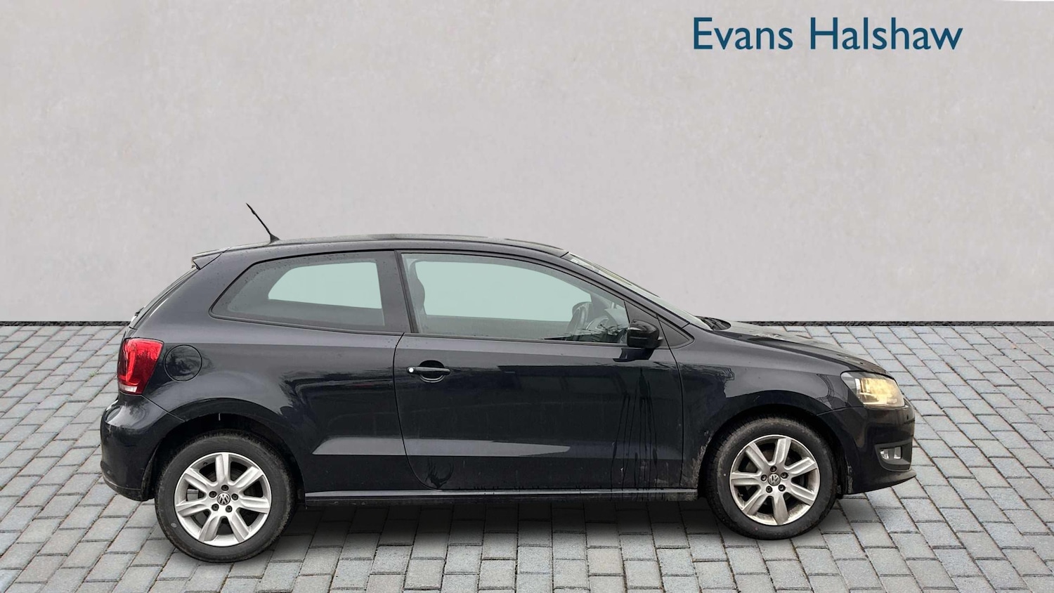 Used Volkswagen Polo 2012 for sale - 77044101: Photo 2