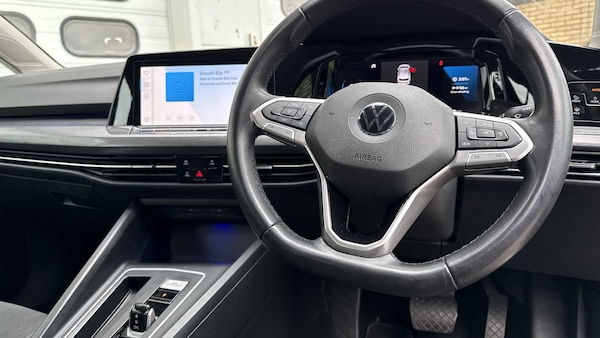 Used Volkswagen Golf 2020 for sale - 76310777: Photo 10