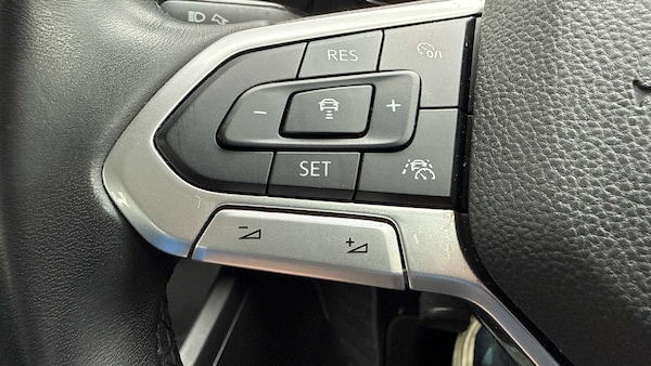 Used Volkswagen Golf 2020 for sale - 76310777: Photo 19