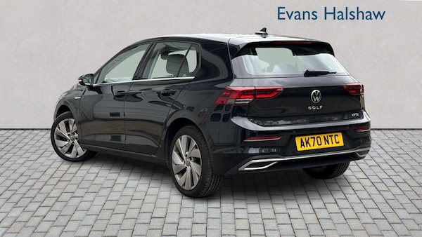Used Volkswagen Golf 2020 for sale - 76310777: Photo 2