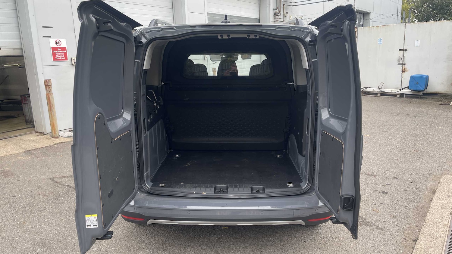 Used Ford Transit Connect 2025 for sale - 76310692: Photo 11