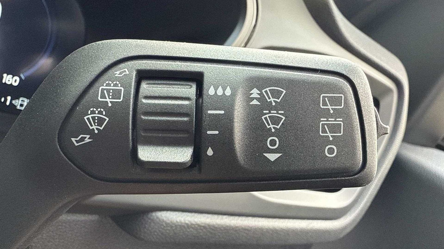 Used Ford Kuga 2025 for sale - 76460615: Photo 25