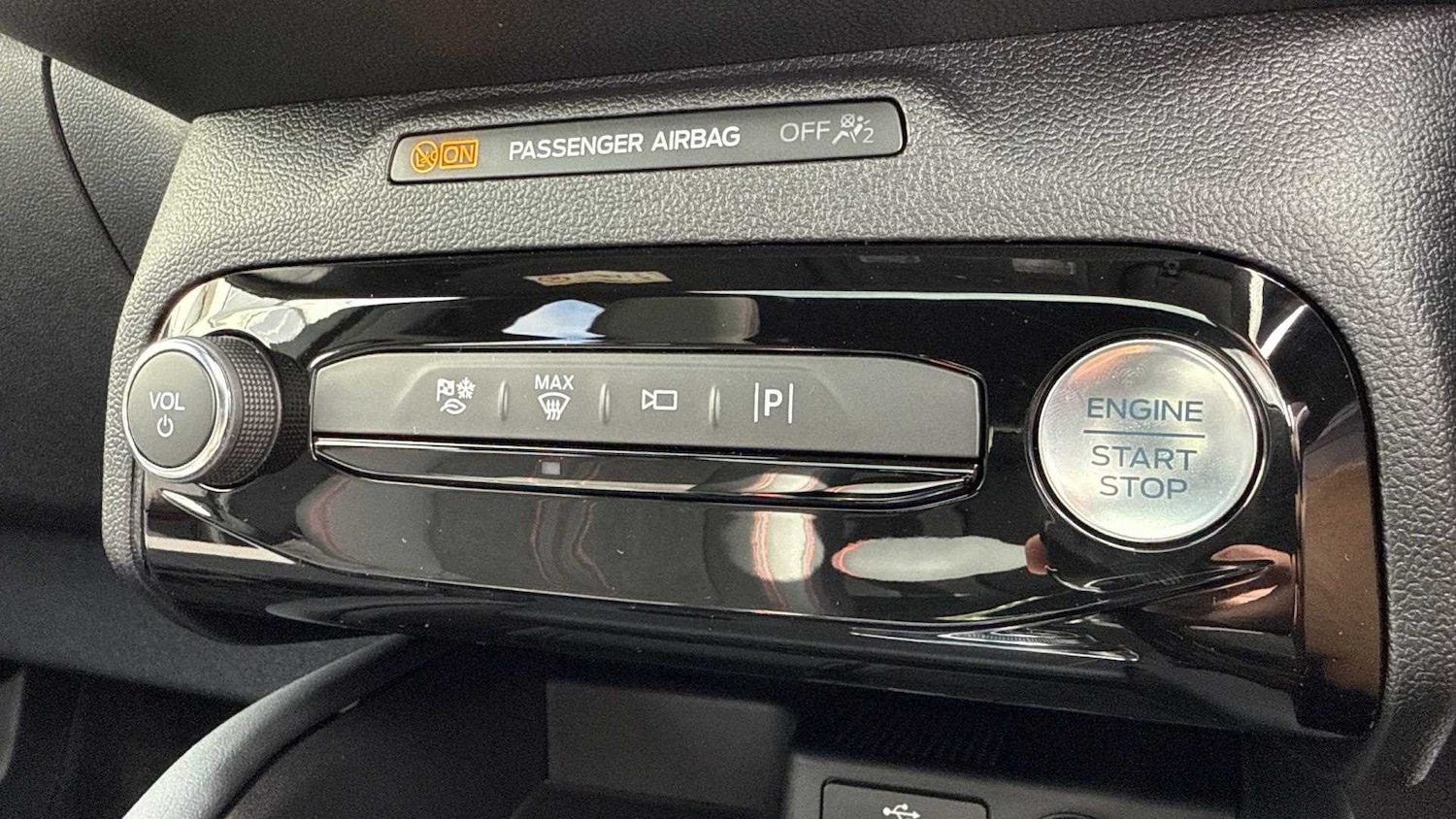 Used Ford Kuga 2025 for sale - 76460615: Photo 32