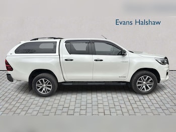 Used Toyota Hilux 2020 for sale - 78188030: Photo