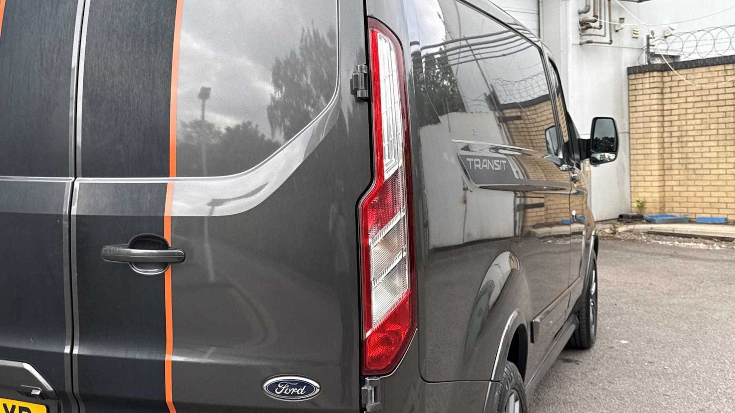 Used Ford Transit Custom 2021 for sale - 76421173: Photo 11