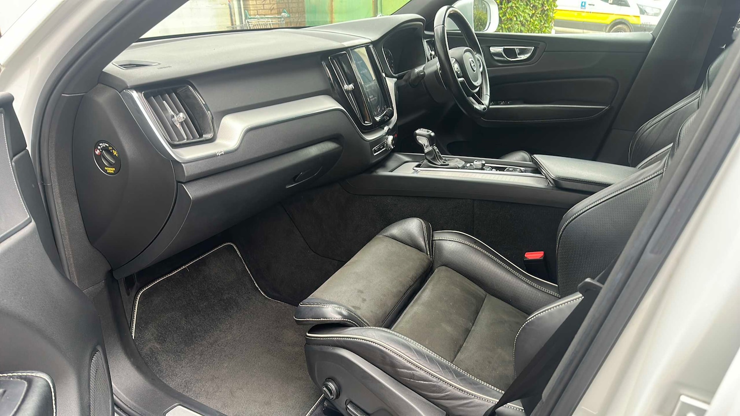 Used Volvo XC60 2018 for sale - 77648807: Photo 13