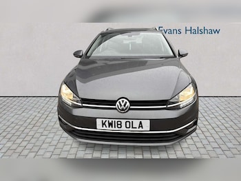 Used Volkswagen Golf 2018 for sale - 77727018: Photo
