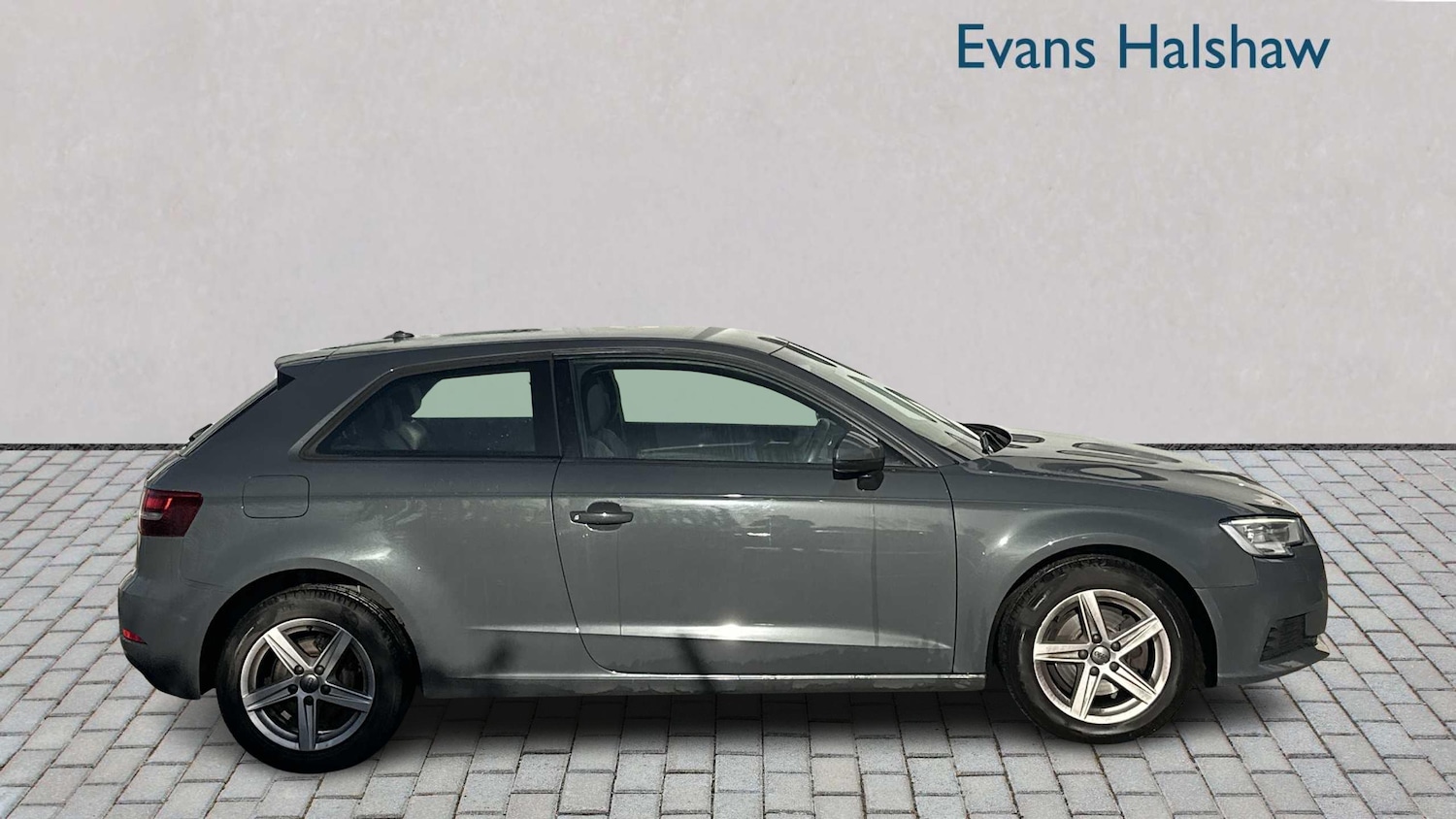 Used Audi A3 2017 for sale - 76789223: Photo 2