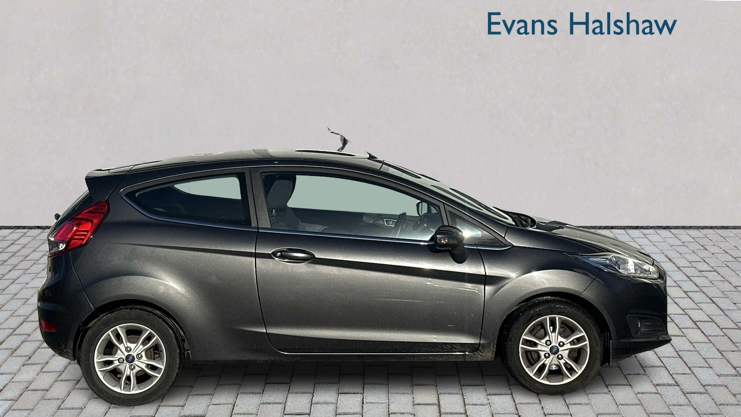 Used Ford Fiesta 2015 for sale - 76789198: Photo 2