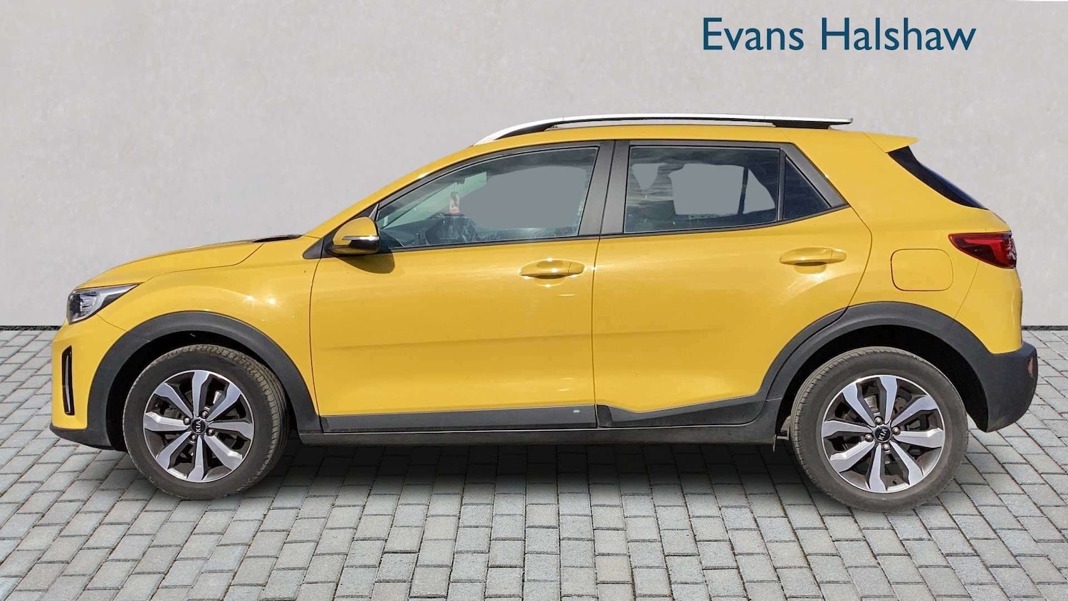 Used Kia Stonic 2021 for sale - 77928543: Photo 3