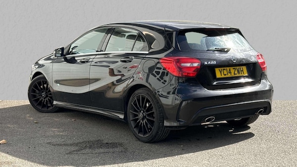 Used Mercedes-Benz A-Class 2014 for sale - 76075406: Photo 2
