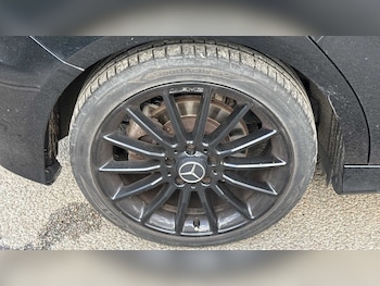 Used Mercedes-Benz A-Class 2014 for sale - 76075406: Photo 4