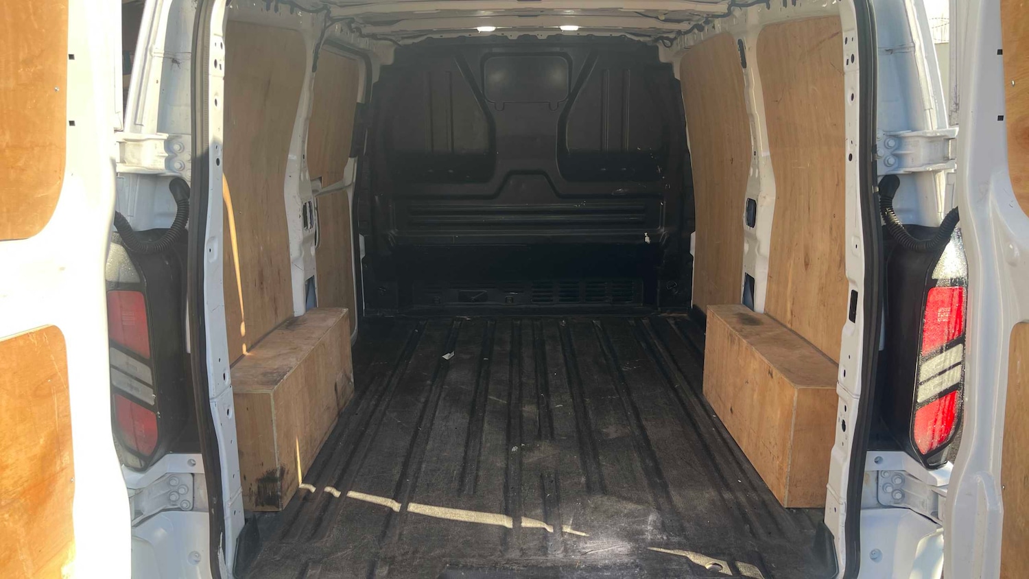 Used Ford Transit Custom 2024 for sale - 76272101: Photo 20
