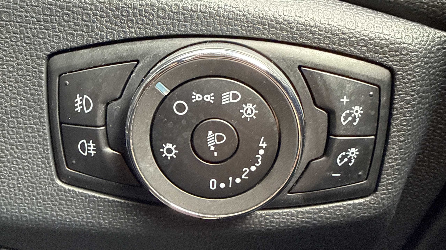 Used Ford Ecosport 2022 for sale - 75944382: Photo 21