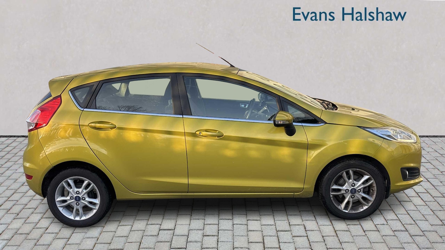 Used Ford Fiesta 2015 for sale - 76624556: Photo 3