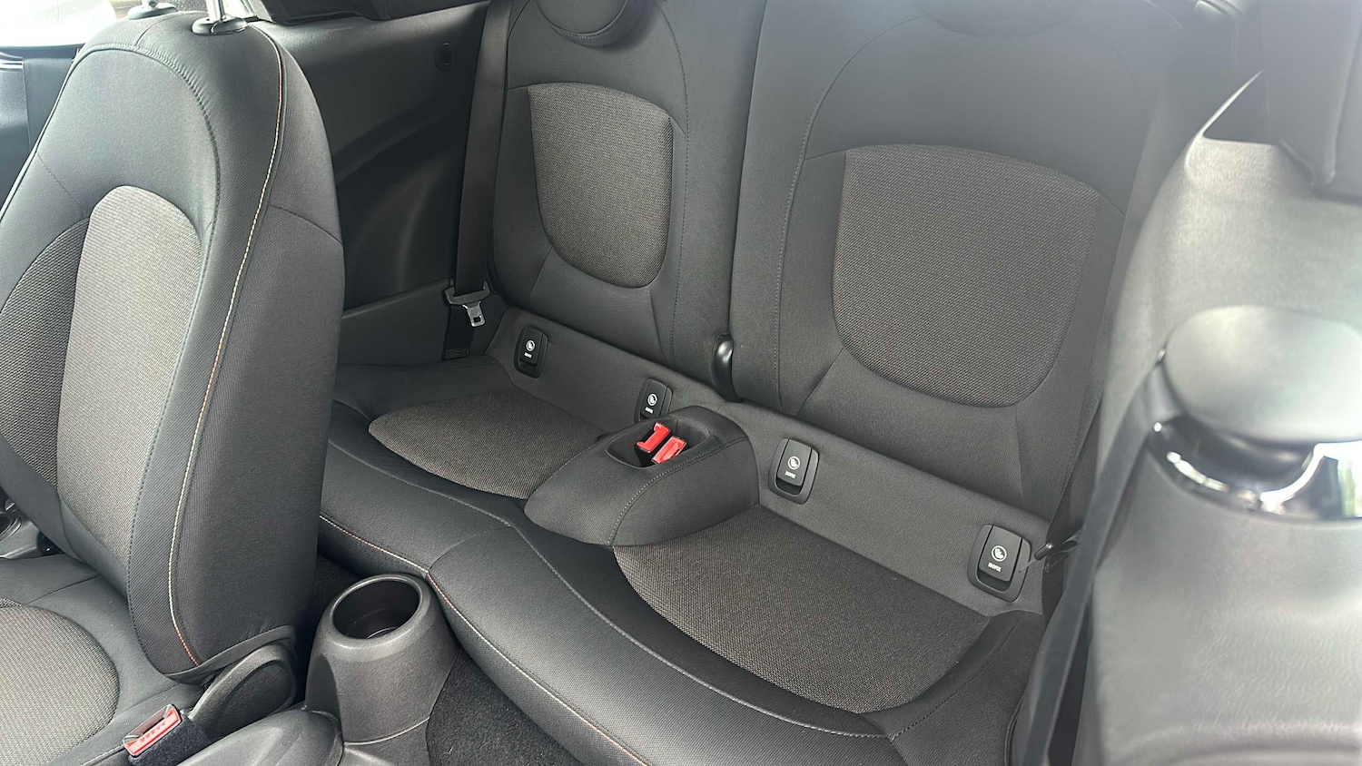 Used MINI Convertible 2022 for sale - 77219582: Photo 14