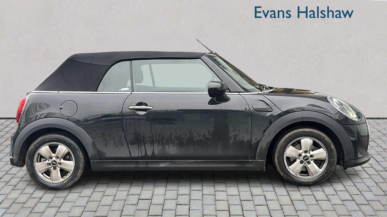 Used MINI Convertible 2022 for sale - 77219582: Photo 2