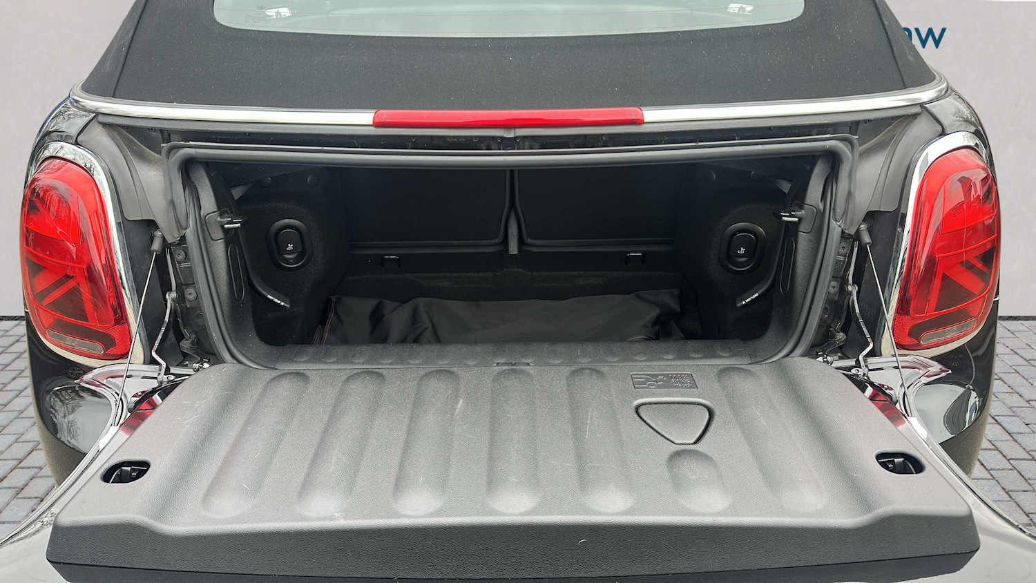 Used MINI Convertible 2022 for sale - 77219582: Photo 7