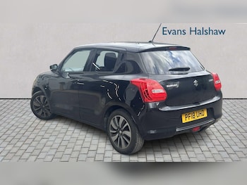 Used Suzuki Swift 2018 for sale - 76218223: Photo 2