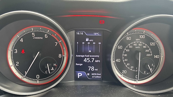 Used Suzuki Swift 2018 for sale - 76218223: Photo 6