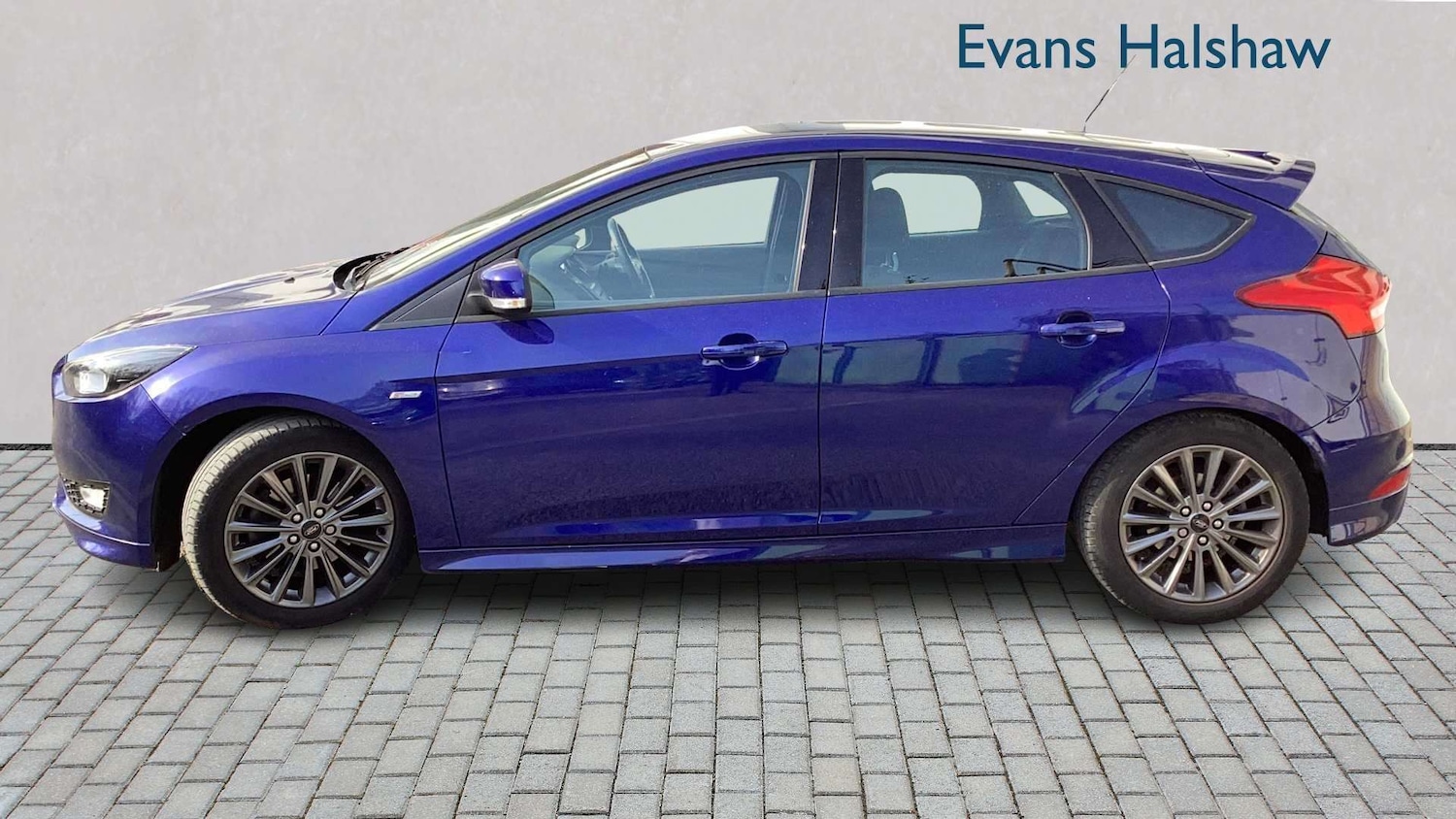 Used Ford Focus 2017 for sale - 78173894: Photo 3