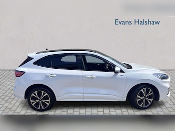 Used Ford Kuga 2023 for sale - 79215400: Photo