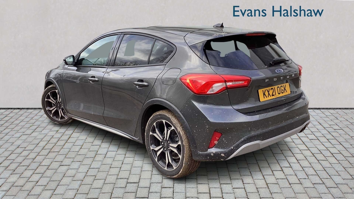 Used Ford Focus 2021 for sale - 78137566: Photo 2