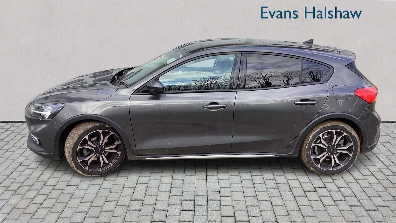 Used Ford Focus 2021 for sale - 78137566: Photo 3