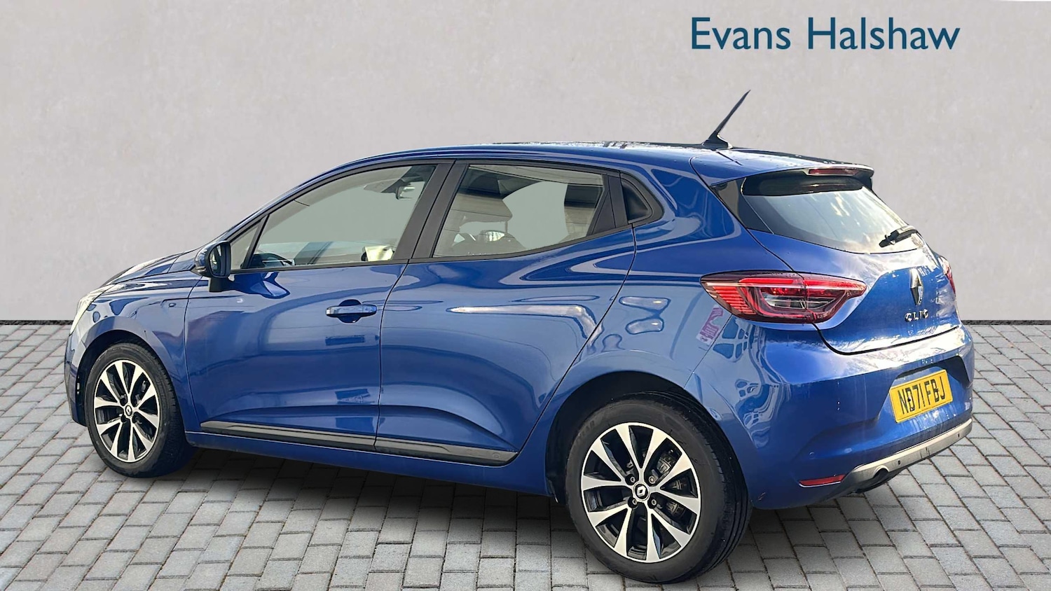 Used Renault Clio 2021 for sale - 77134750: Photo 3