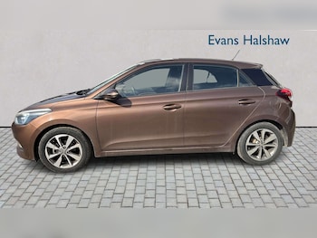 Used Hyundai i20 2015 for sale - 77726862: Photo