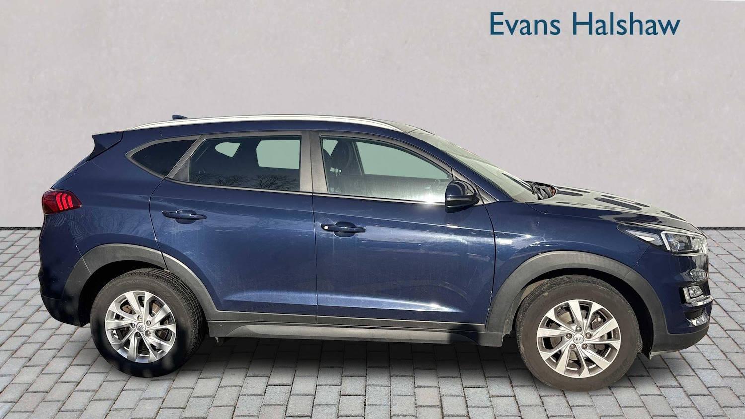 Used Hyundai TUCSON 2021 for sale - 76610545: Photo 3