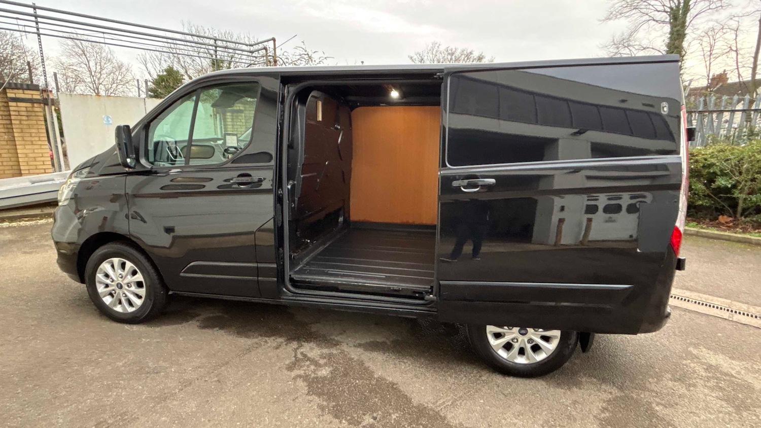 Used Ford Transit Custom 2019 for sale - 77219553: Photo 11