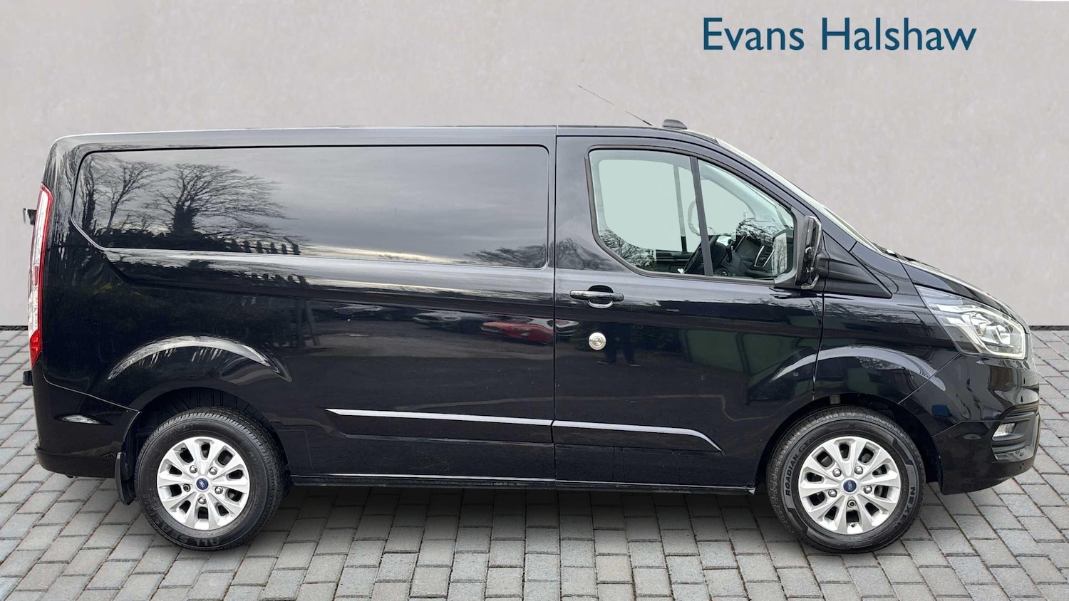 Used Ford Transit Custom 2019 for sale - 77219553: Photo 3
