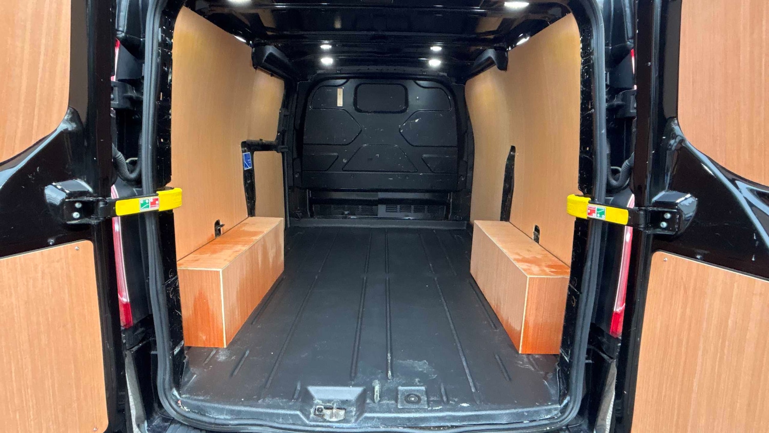 Used Ford Transit Custom 2019 for sale - 77219553: Photo 8