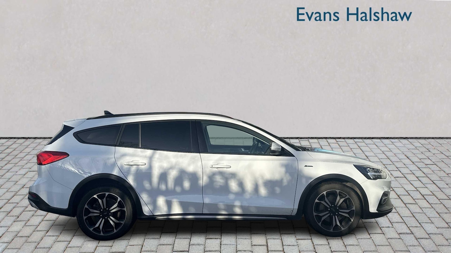 Used Ford Focus 2021 for sale - 76902388: Photo 2