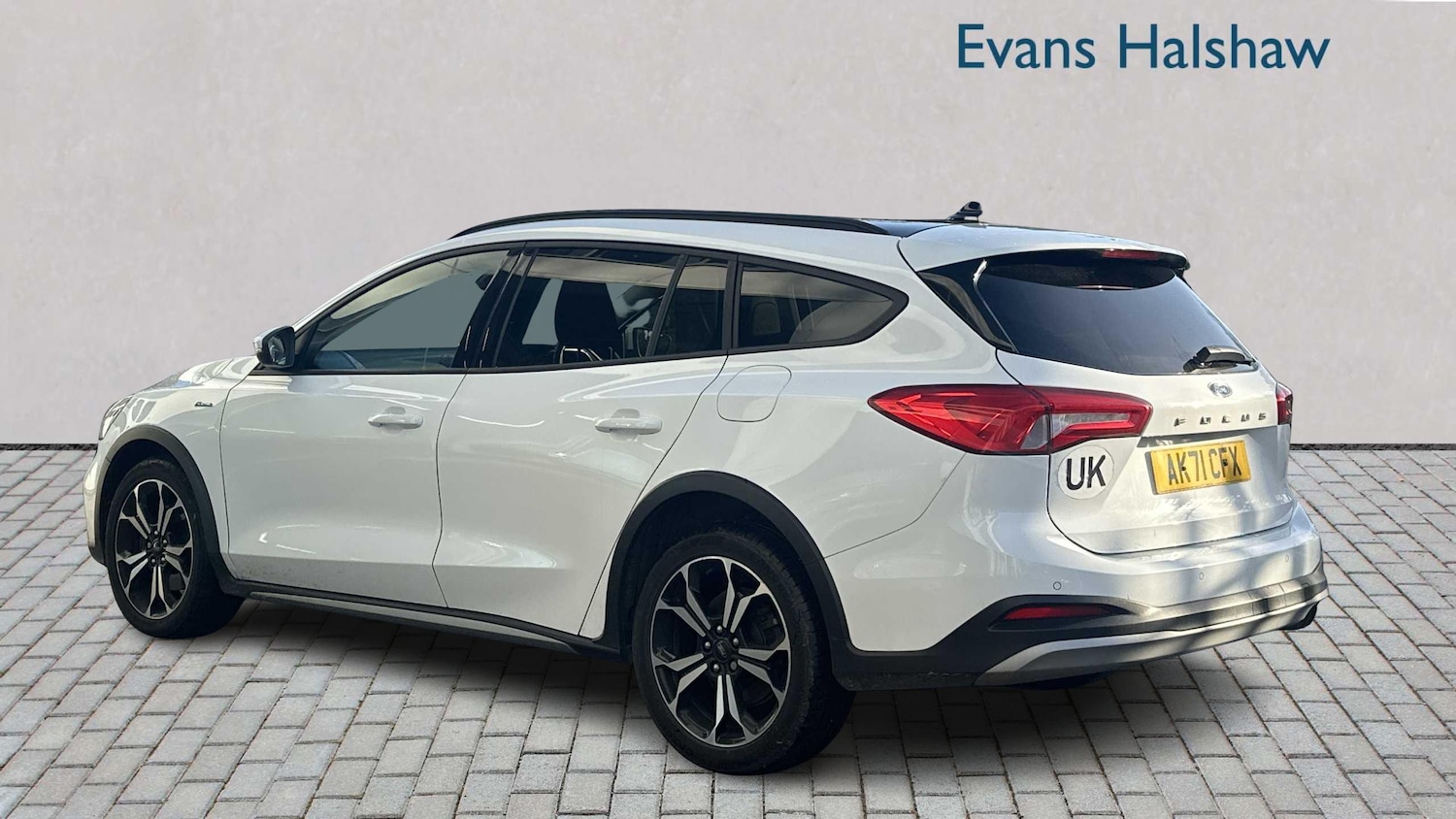 Used Ford Focus 2021 for sale - 76902388: Photo 3