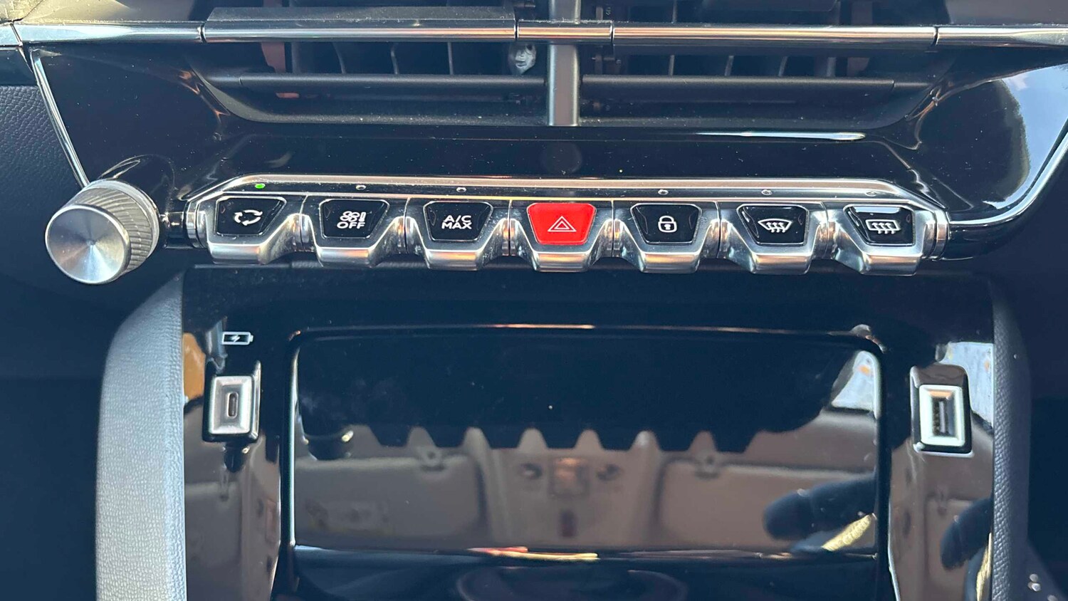 Used Peugeot 2008 2021 for sale - 76373727: Photo 16