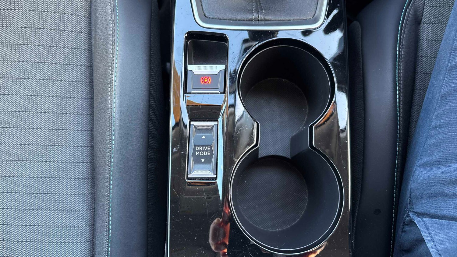 Used Peugeot 2008 2021 for sale - 76373727: Photo 17