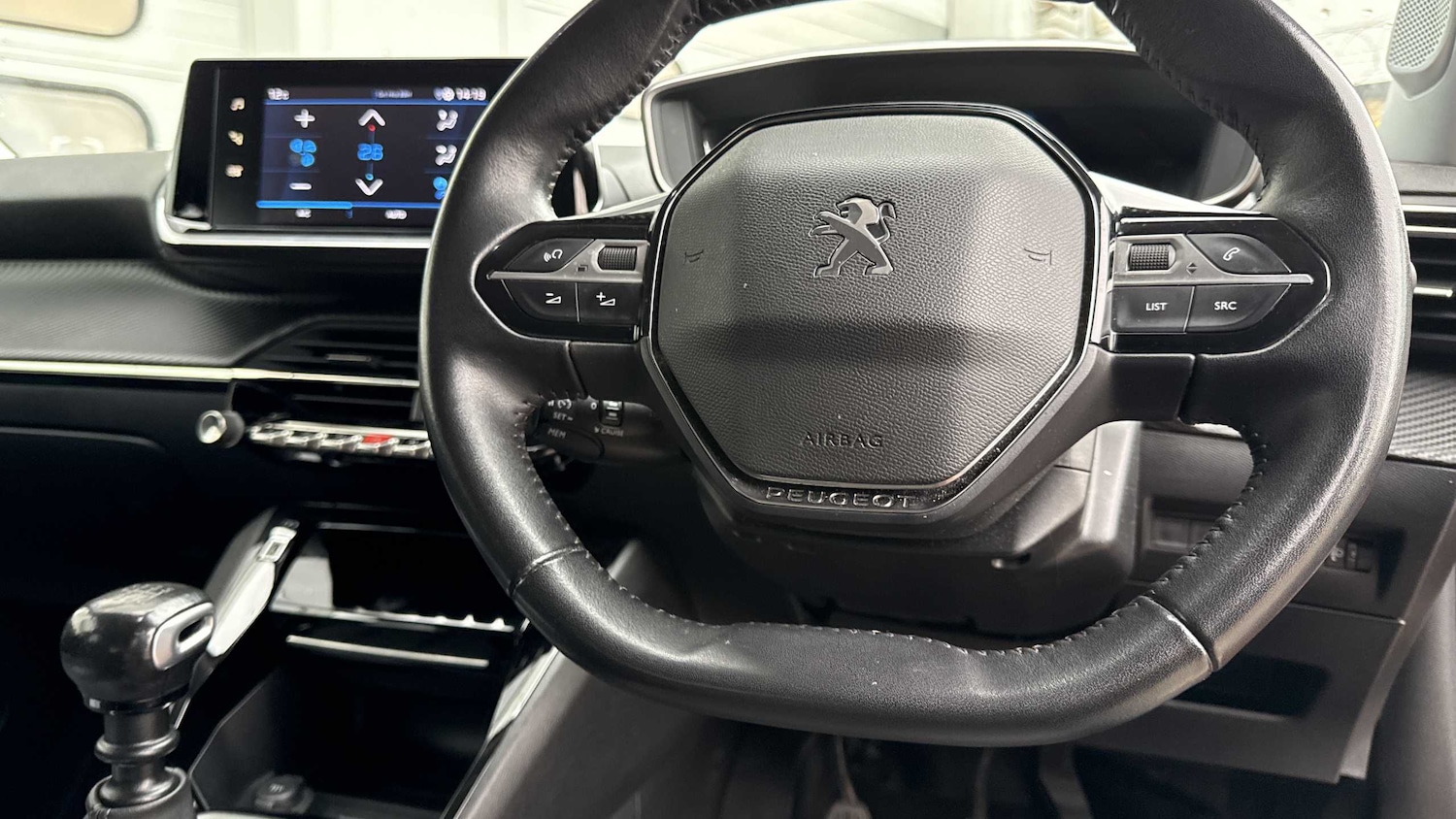 Used Peugeot 2008 2021 for sale - 76373727: Photo 5