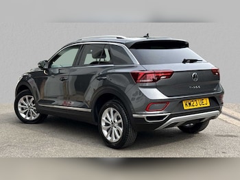 Used Volkswagen T-Roc 2023 for sale - 75390578: Photo