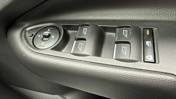 Used Ford Kuga 2018 for sale - 75649332: Photo 21