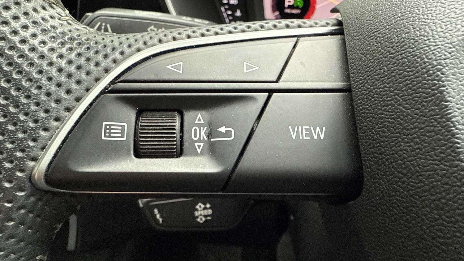 Used Audi Q3 2019 for sale - 75759849: Photo 24