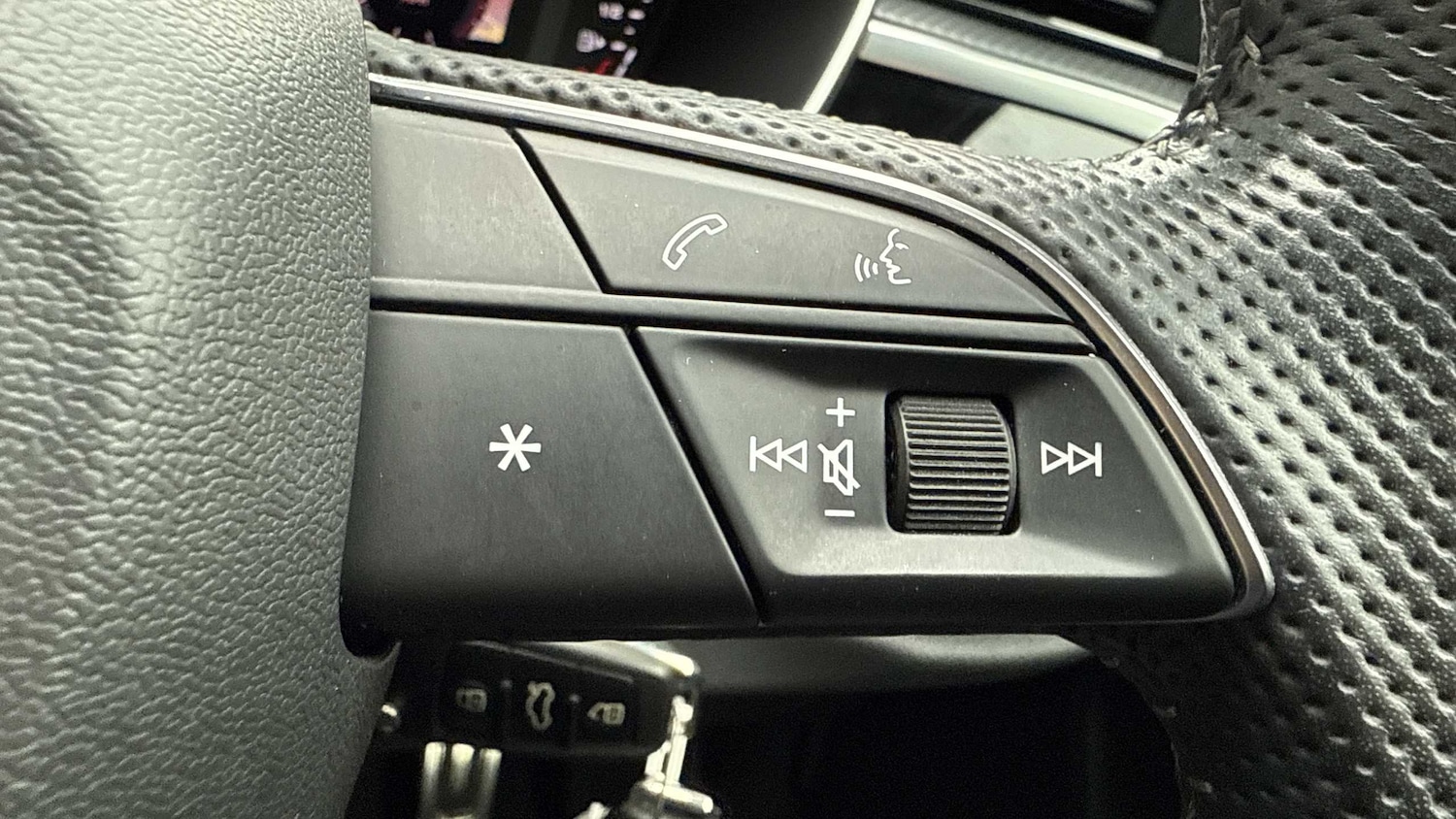 Used Audi Q3 2019 for sale - 75759849: Photo 25