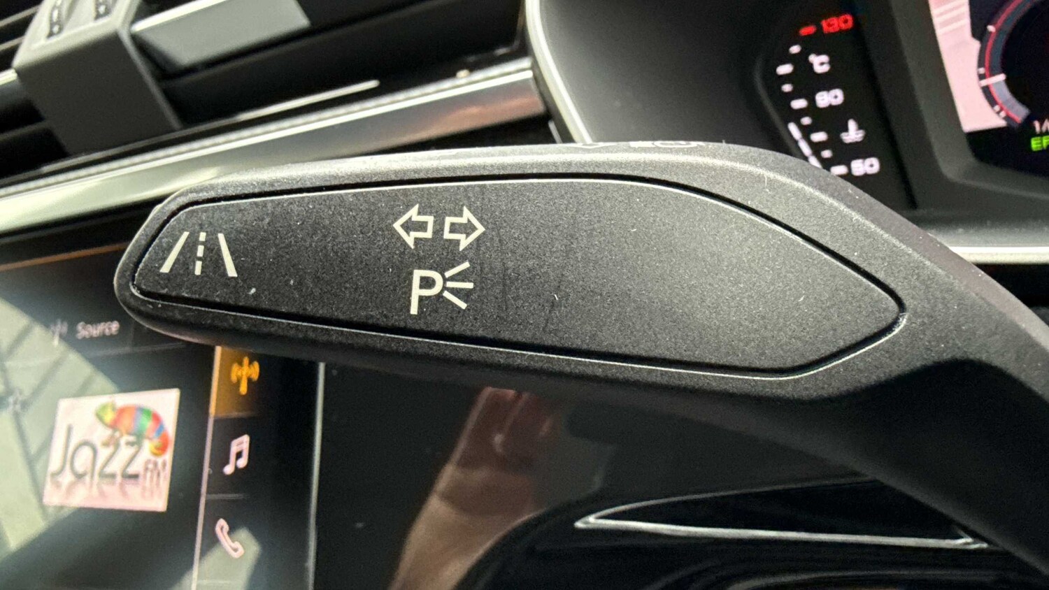 Used Audi Q3 2019 for sale - 75759849: Photo 28