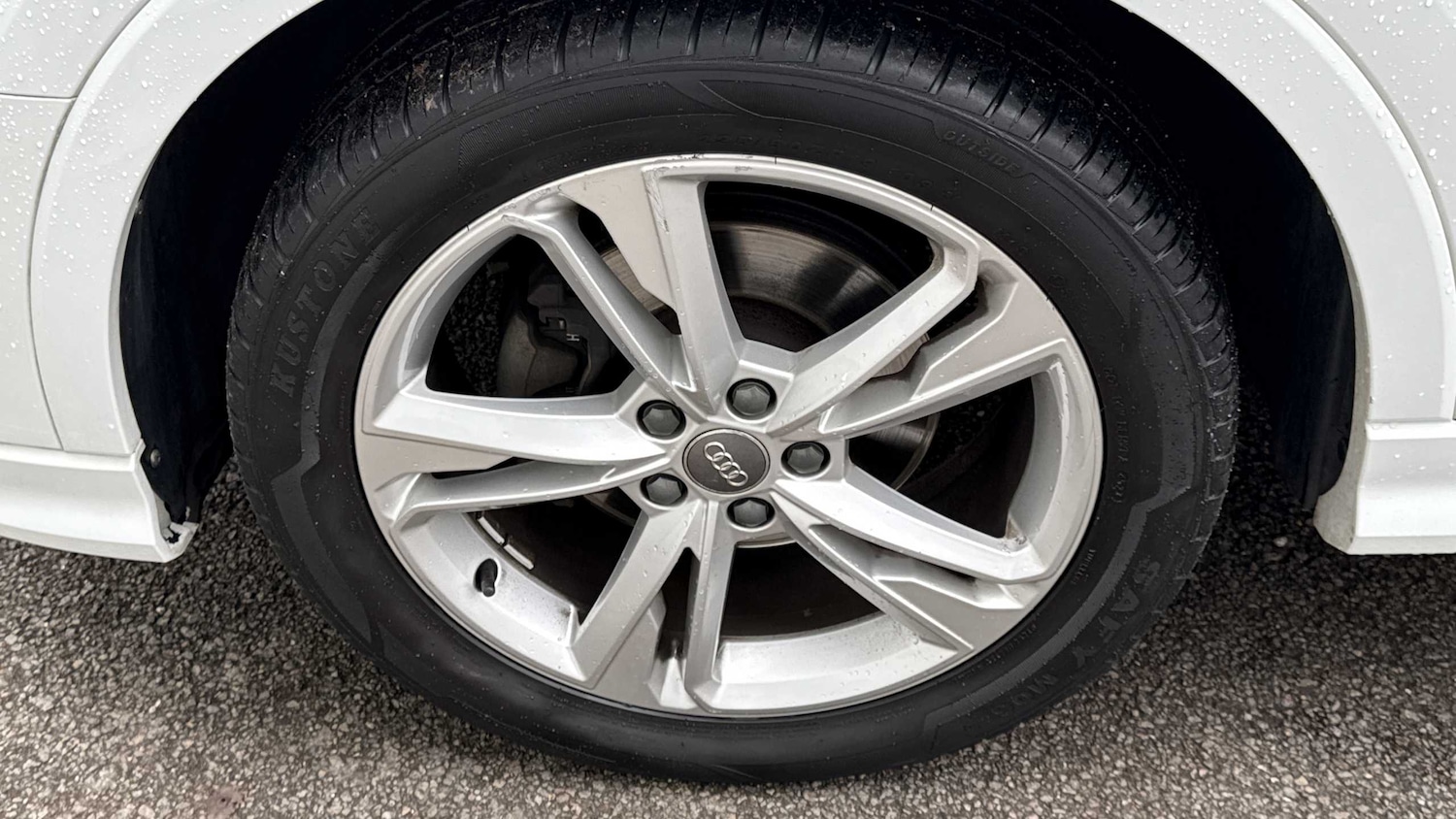 Used Audi Q3 2019 for sale - 75759849: Photo 9