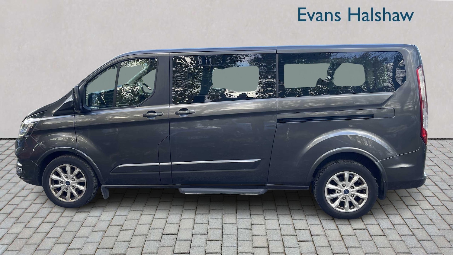 Used Ford Tourneo Custom 2022 for sale - 76390621: Photo 4