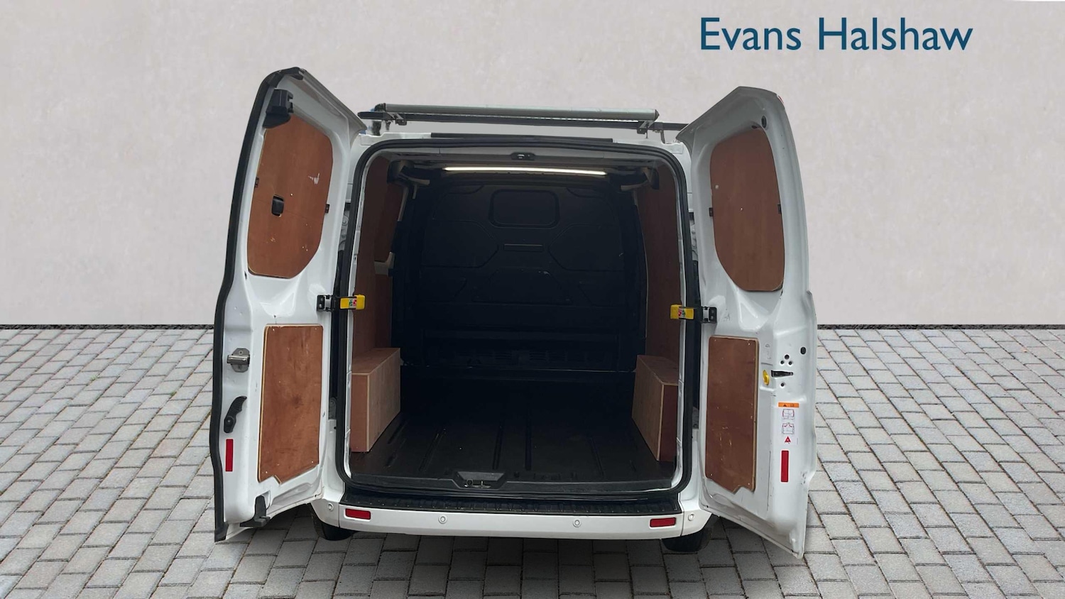 Used Ford Transit Custom 2022 for sale - 77756434: Photo 15